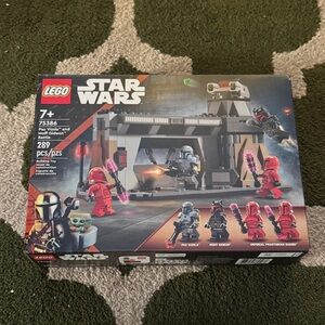 LEGO Star Wars Mandalorian Battle Set - Red, Black, Gray
